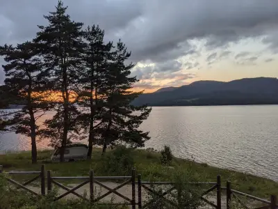 Еко къмпинг Доспат