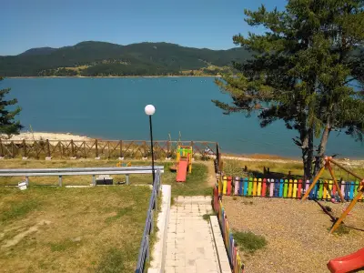 Еко къмпинг Доспат
