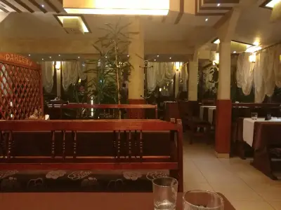 ресторант Рандеву