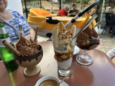 Стената