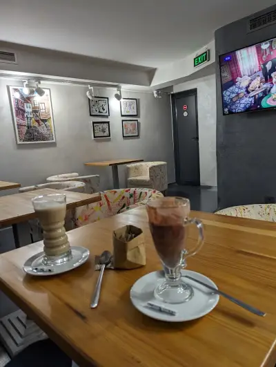 ONE ART CAFE - GALLERY