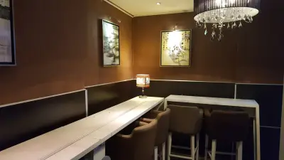 Free Bar