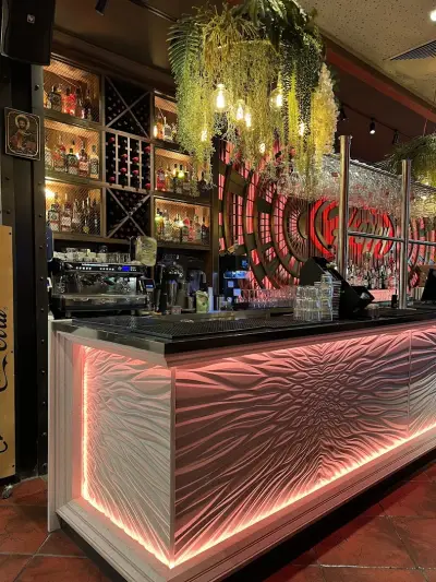 Happy Bar & Grill Plovdiv Center