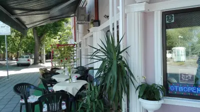 South Beach Caffe Bar