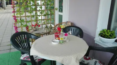 South Beach Caffe Bar