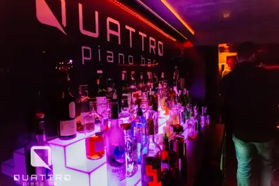 Quattro Piano Bar
