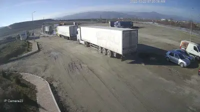TIR WASH TIR PARKING