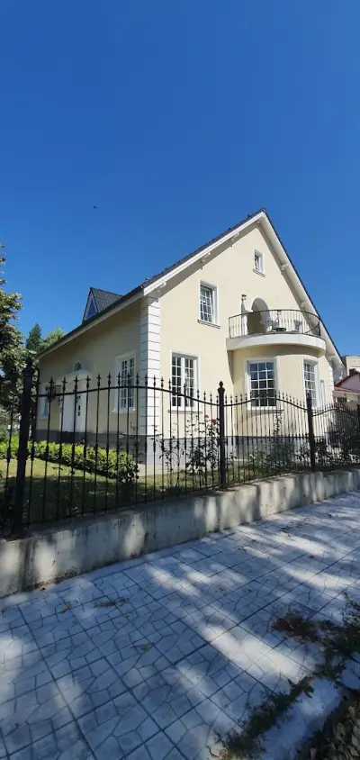 Green Hill Guest House