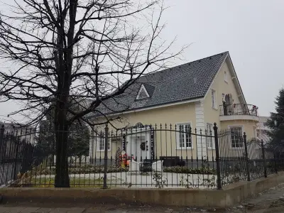 Green Hill Guest House