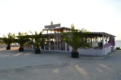 Talisman Beach Bar & Food
