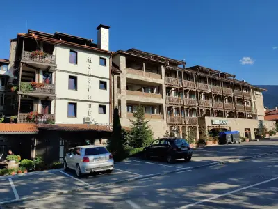Молерите Комплекс