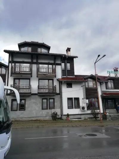 ХОТЕЛ ХОЛИДЕЙ ГРУП
