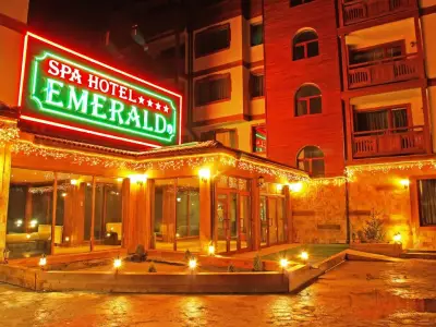 Emerald Apartment-complex