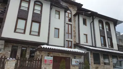 ★ Stylish & Cozy Studios in Valentina Heights Boutique Hotel ★