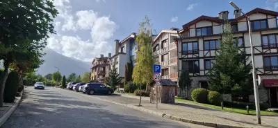 Pirin Golf Superior Villa by SSVR