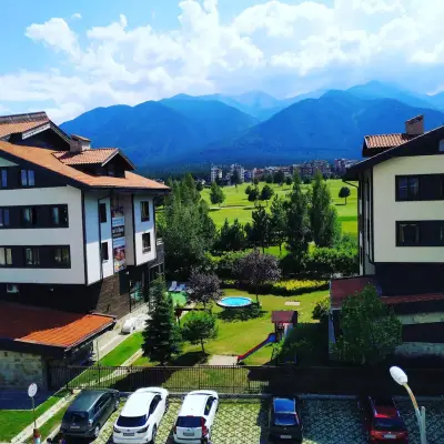 Aspen golf and ski resort