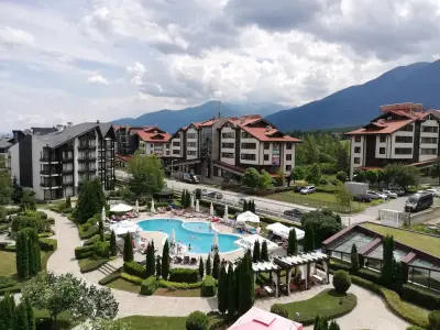 Aspen golf and ski resort