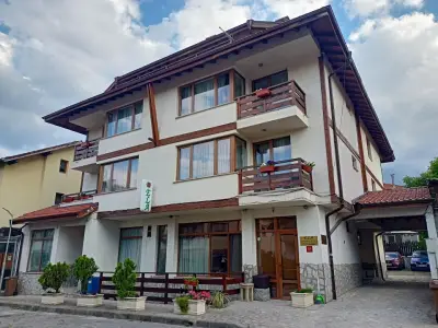Къща за Гости Ела