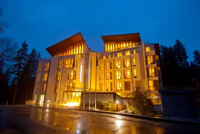Радина'с Уей Хотел