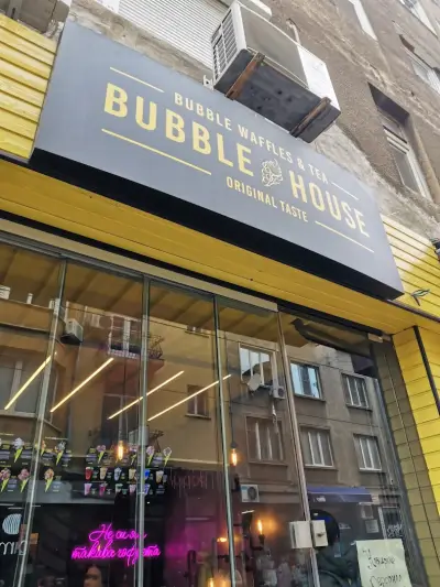 Bubble House Waffles