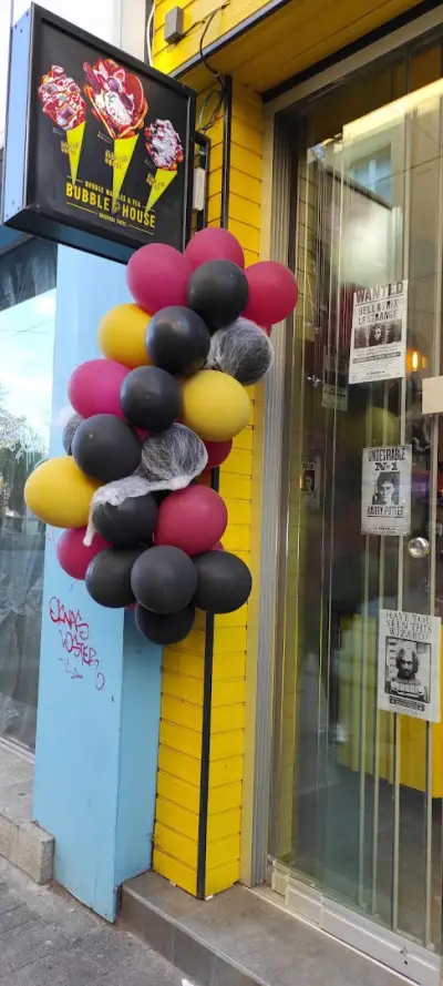 Bubble House Waffles