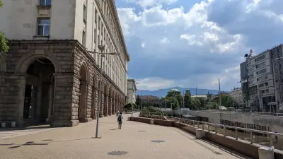 Тез Тур България