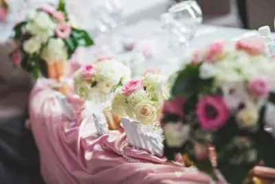 Звезден ден - сватбена агенция и сватбена украса, декорация