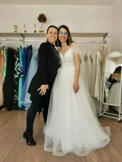 Модна Къща Тианда - Официални, Абитуриентски и Булчински Рокли