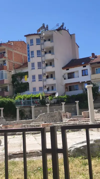 Хотел Балевуров
