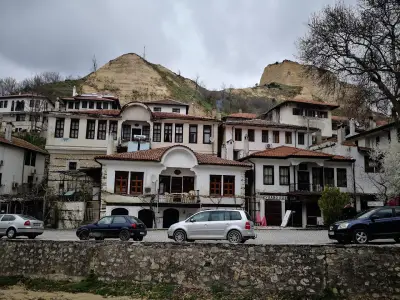 Къща за Гости Чинарите