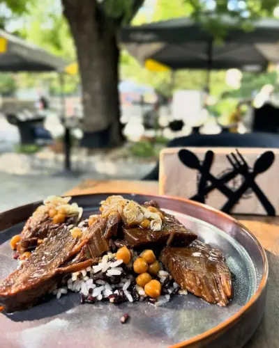 Ресторант „Бизонъ“