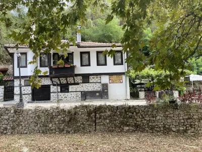 Guest House Holiday in Melnik