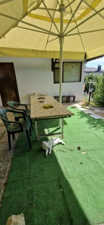 Бунгало с морски изглед