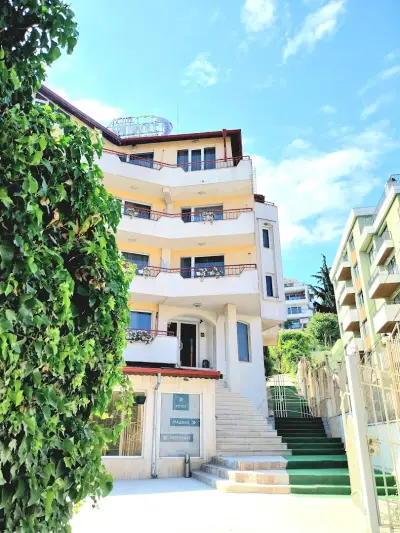 Brilliance Family Hotel
