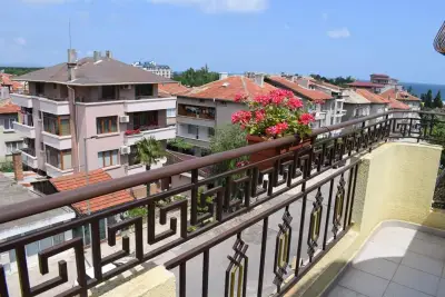 Sunny House