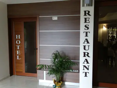 Eco Hotel Momata