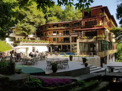 Hotel Saint Nedelya