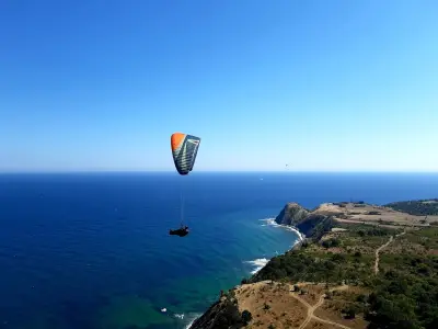 Paragliding Sky$Sea