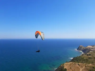 Paragliding Sky$Sea