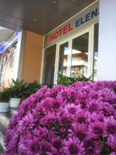 Хотел Елена