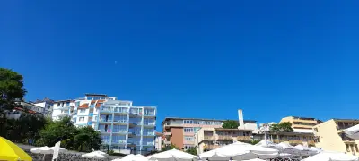 хотел Селена