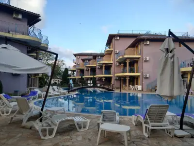 Garden Beach Apartment 28