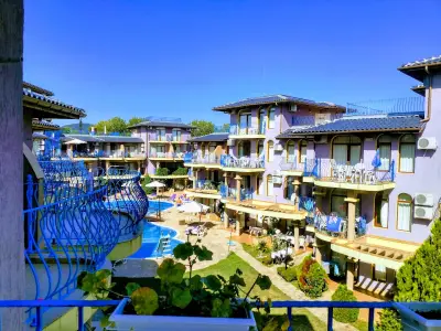 Garden Beach Apartment 28