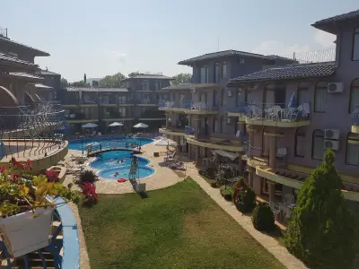 Garden Beach Apartment 28