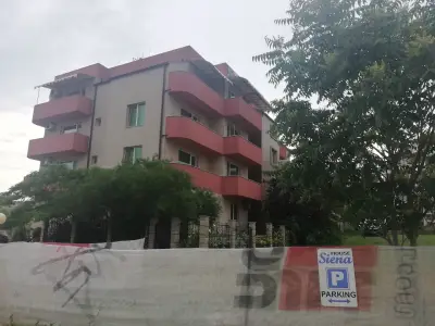 Siena House - Free parking