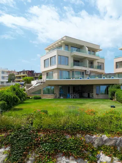 Villa Flora