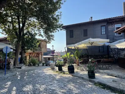 Хотел Албатрос Стар Град