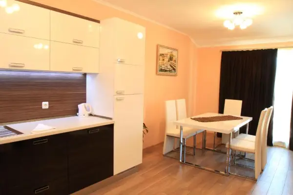Executive Two-Bedroom Apartment 