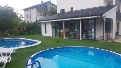 Weißer Schwan Белият лебед