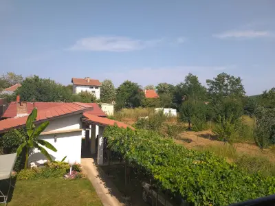 Стаи за гости Надежда